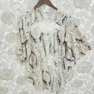 BCBGeneration Flare Sleeve Open Front Crop Chiffon Blouse M Paisley